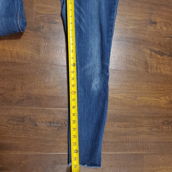 Lucky Brand Bridgette Skinny Size 6/28 Medium Wash Raw Hem High Rise - Picture 9 of 10